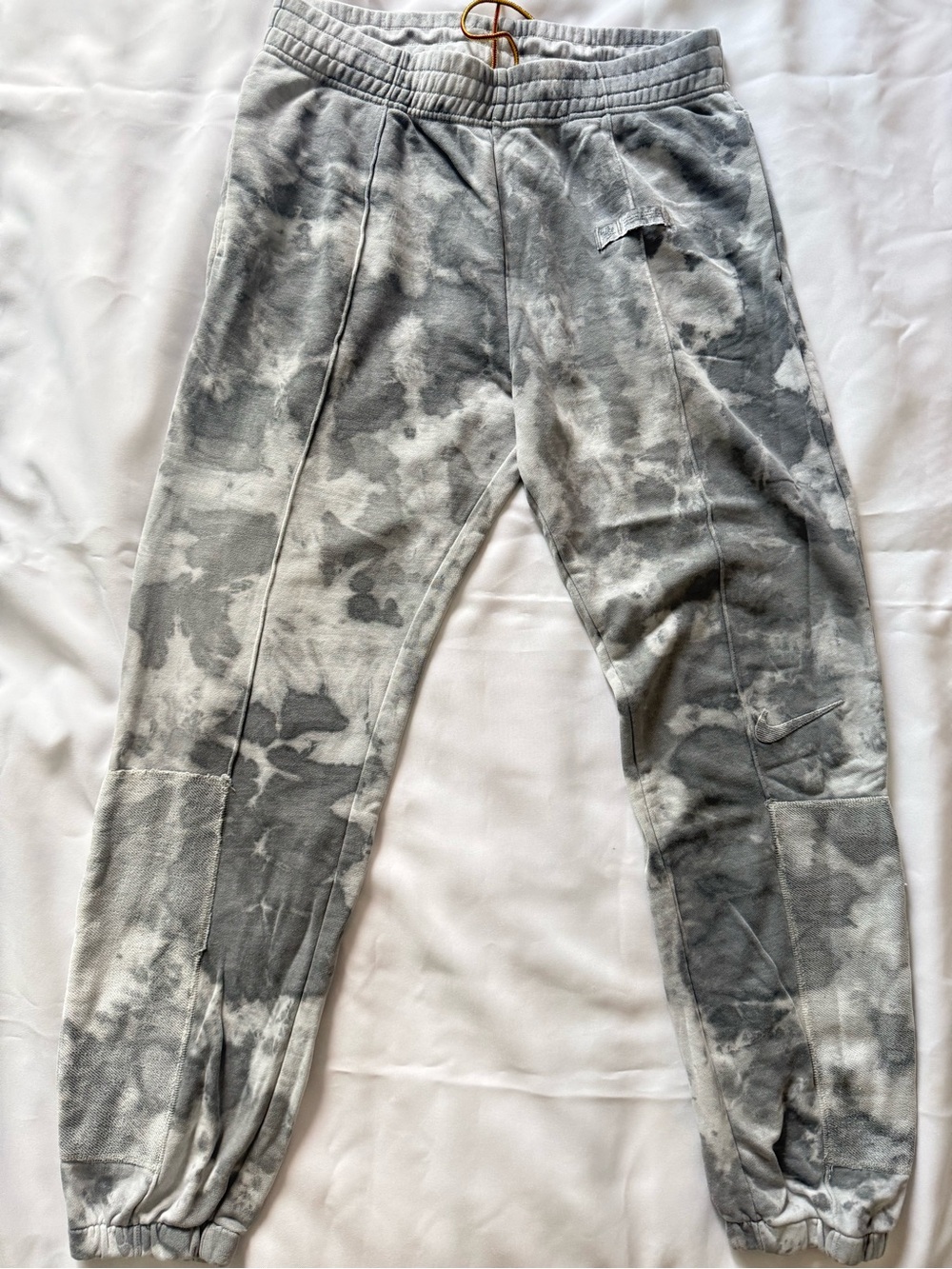 Womens Size S Nike Pleated Reverse Dye Fleece Cuffed Sweatpants